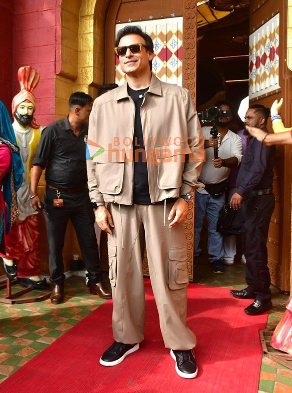 Photos: Vivek Oberoi, Aftab Shivdasani, Riteish Deshmukh and others snapped promoting Mastiii 4