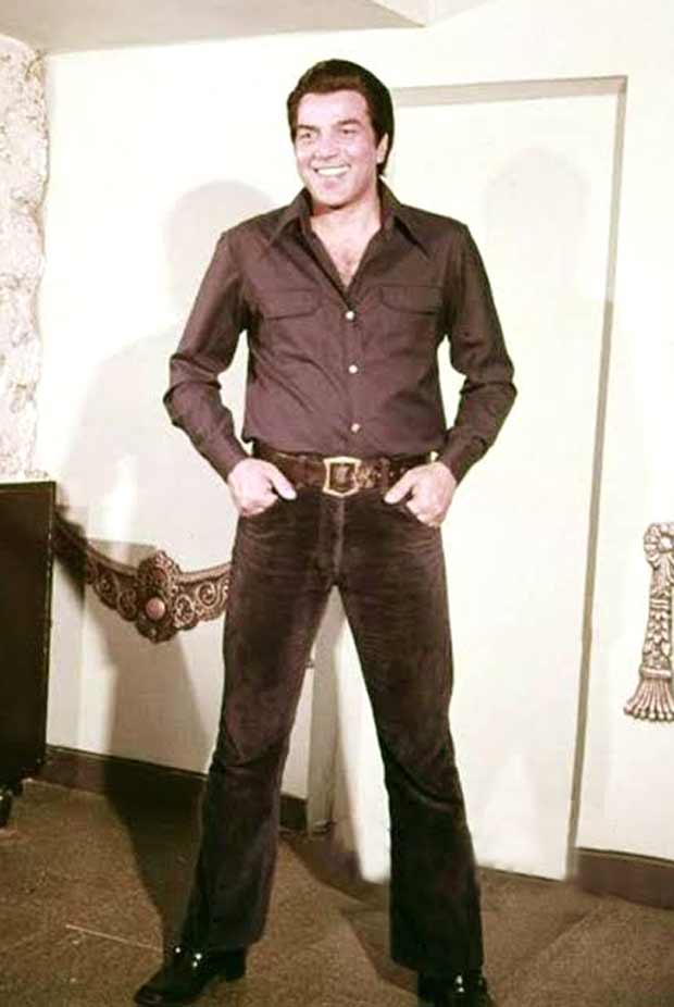 Top 10 iconic performances that defined the extraordinary legacy of Dharmendra