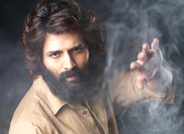 EXCLUSIVE: T-Series comes on board Kartik Aaryan-starrer Captain India; to be helmed by Chak De India director Shimit Amin EXCLUSIVE: T-Series comes on board Kartik Aaryan-starrer Captain India; to be helmed by Chak De India director Shimit Amin
