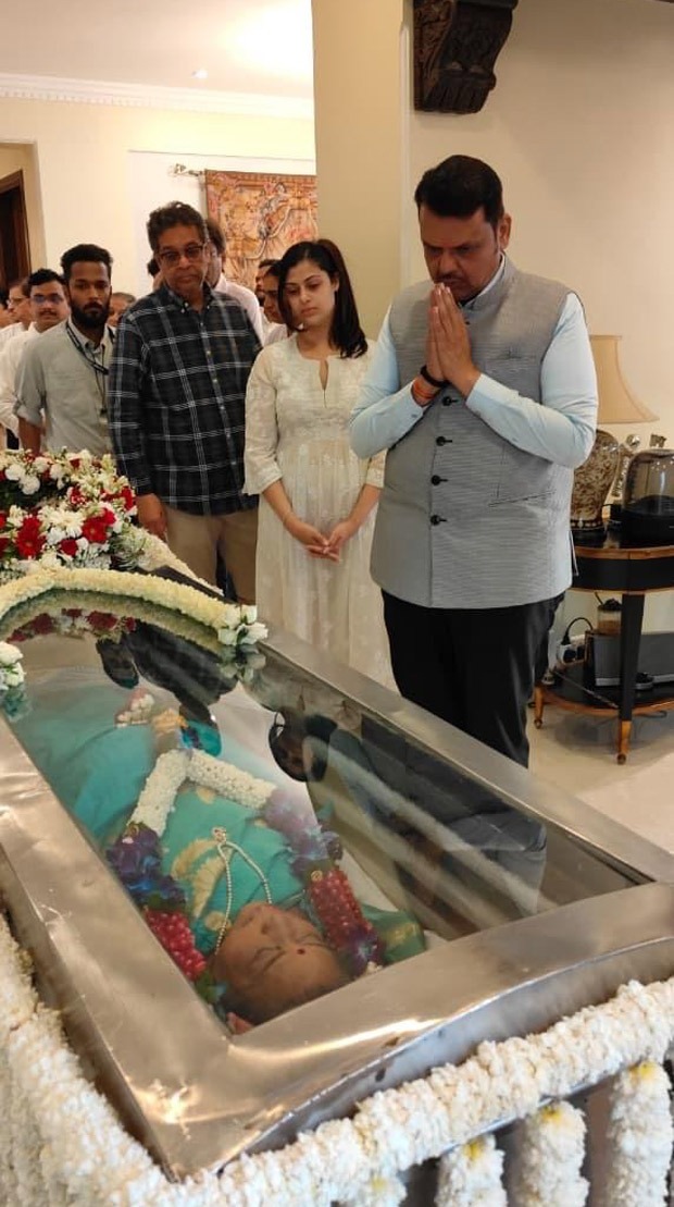 Asha Bhosle accorded full state honours as last rites will take place at Shivaji Park in Mumbai